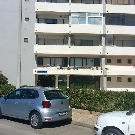 Апартаменты With One Bedroom In Alvor With Wonderful City View And Wifi 100 M From The Beach Портиман