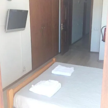 With One Bedroom In Alvor With Wonderful City View And Wifi 100 M From The Beach